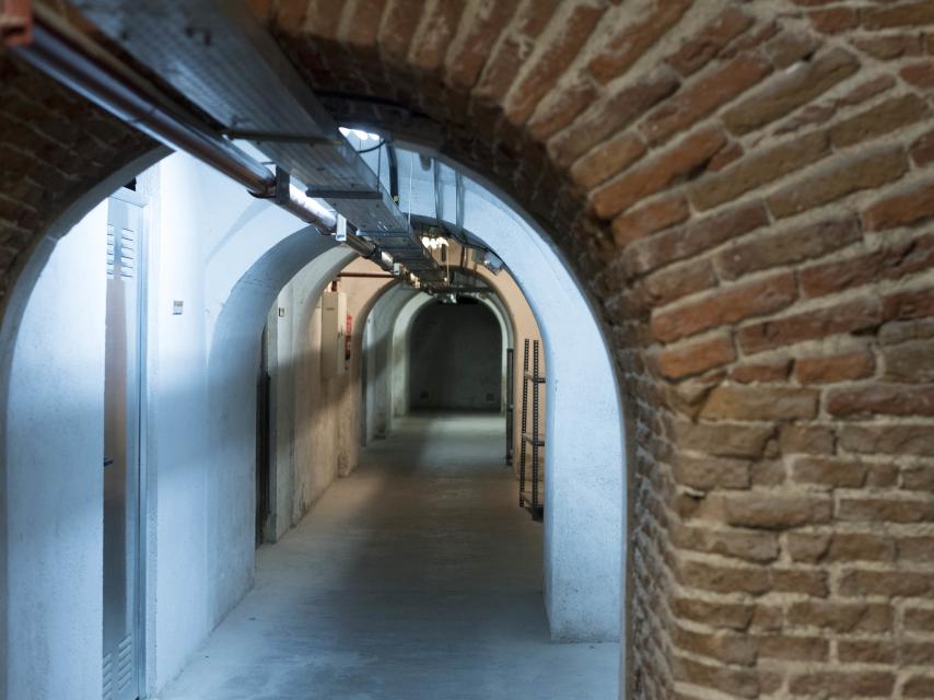 Pasillos de segundo sótano del Ministerio de Hacienda