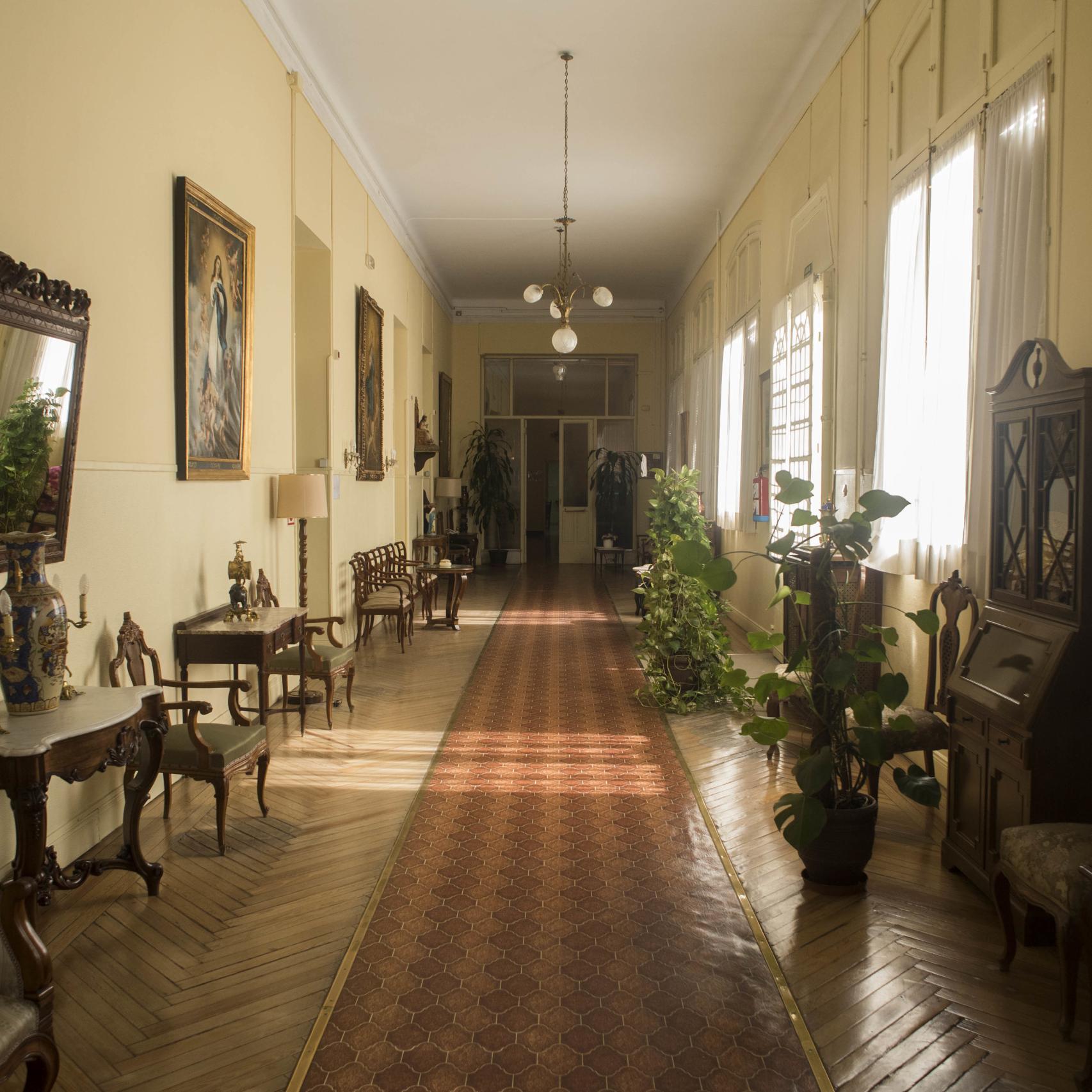 Pasillo del asilo de la calle Conde Peñalver, antigua checa de Torrijos