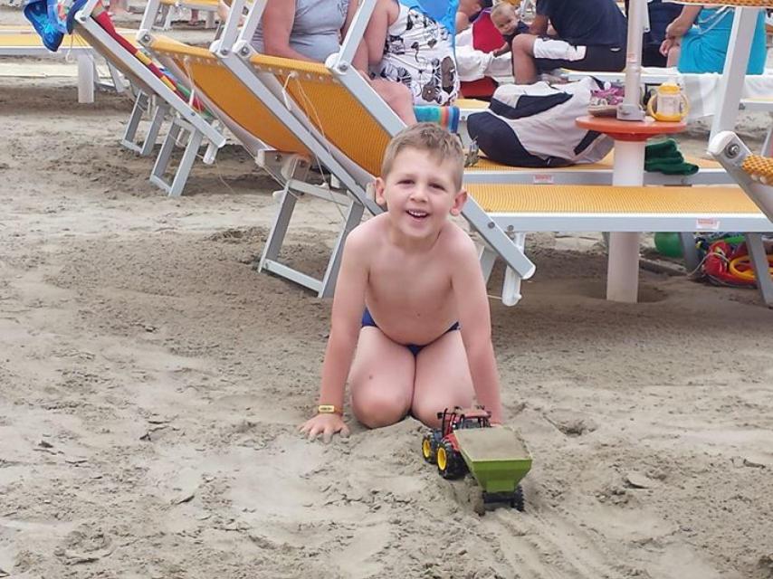 Marco Scaravelli en la playa.