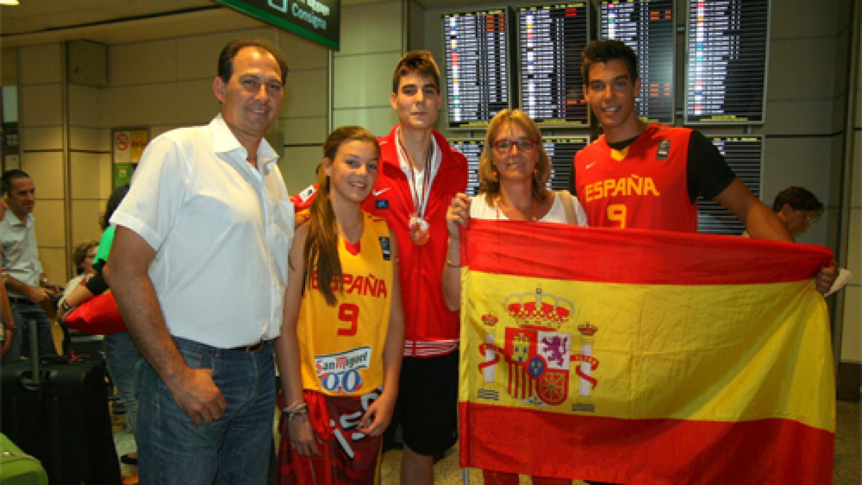 La familia Hernangómez al completo.