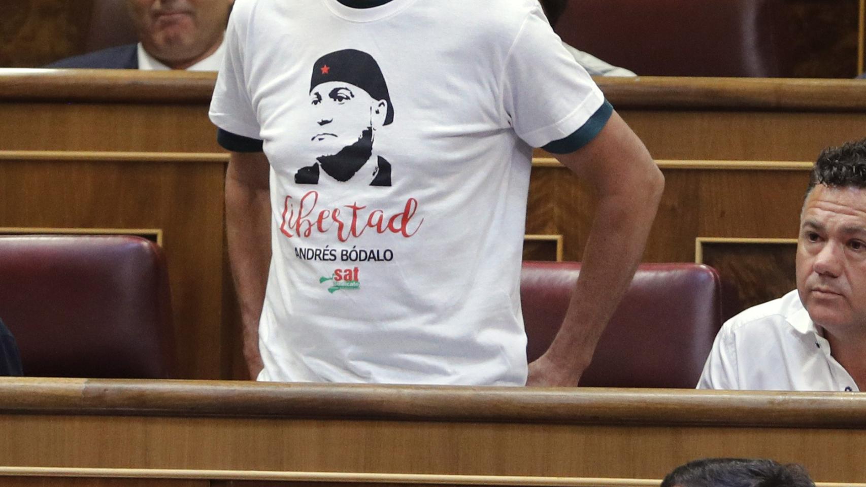 Diego Cañamero promete su cargo en el Congreso.