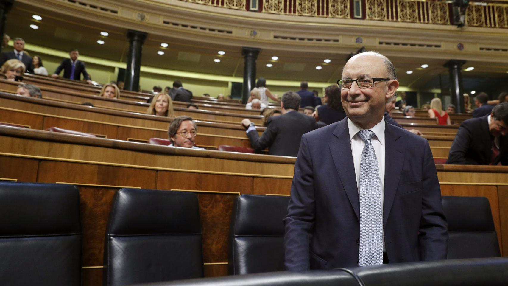 Cristóbal Montoro ministro de Hacienda en funciones.