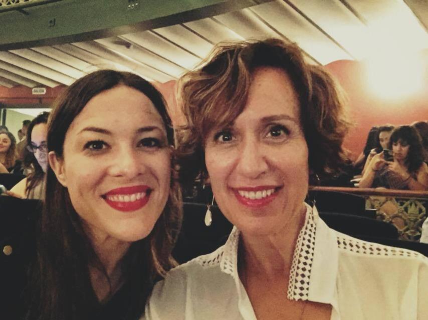 La mujer de Trinitario, Fina Mari Pujante, y su hija Fuensanta.