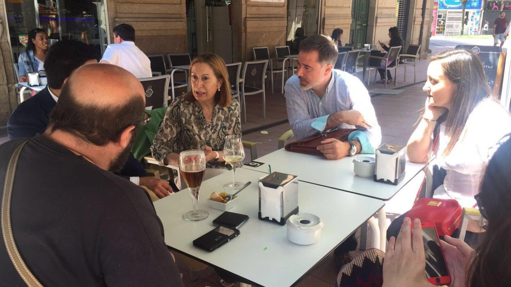 Ana Pastor de cañas