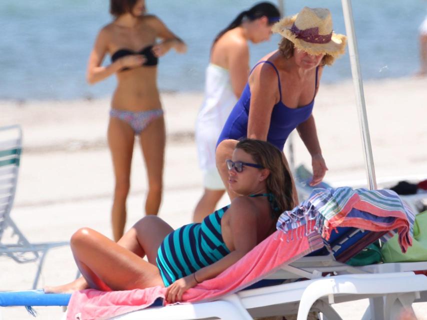 Carla Goyanes embarazada en Miami en 2012