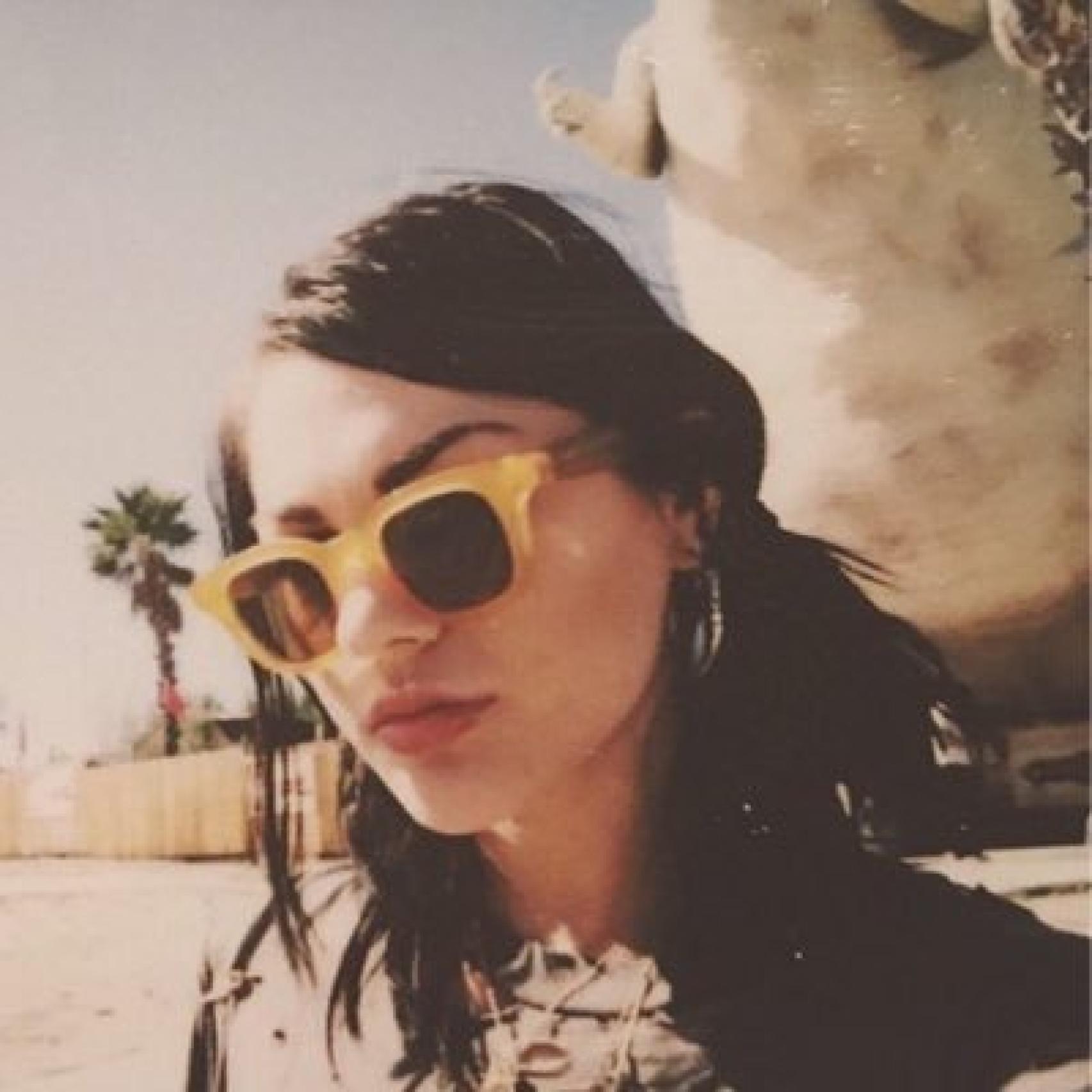Frances Bean en su foto de perfil en Twitter.