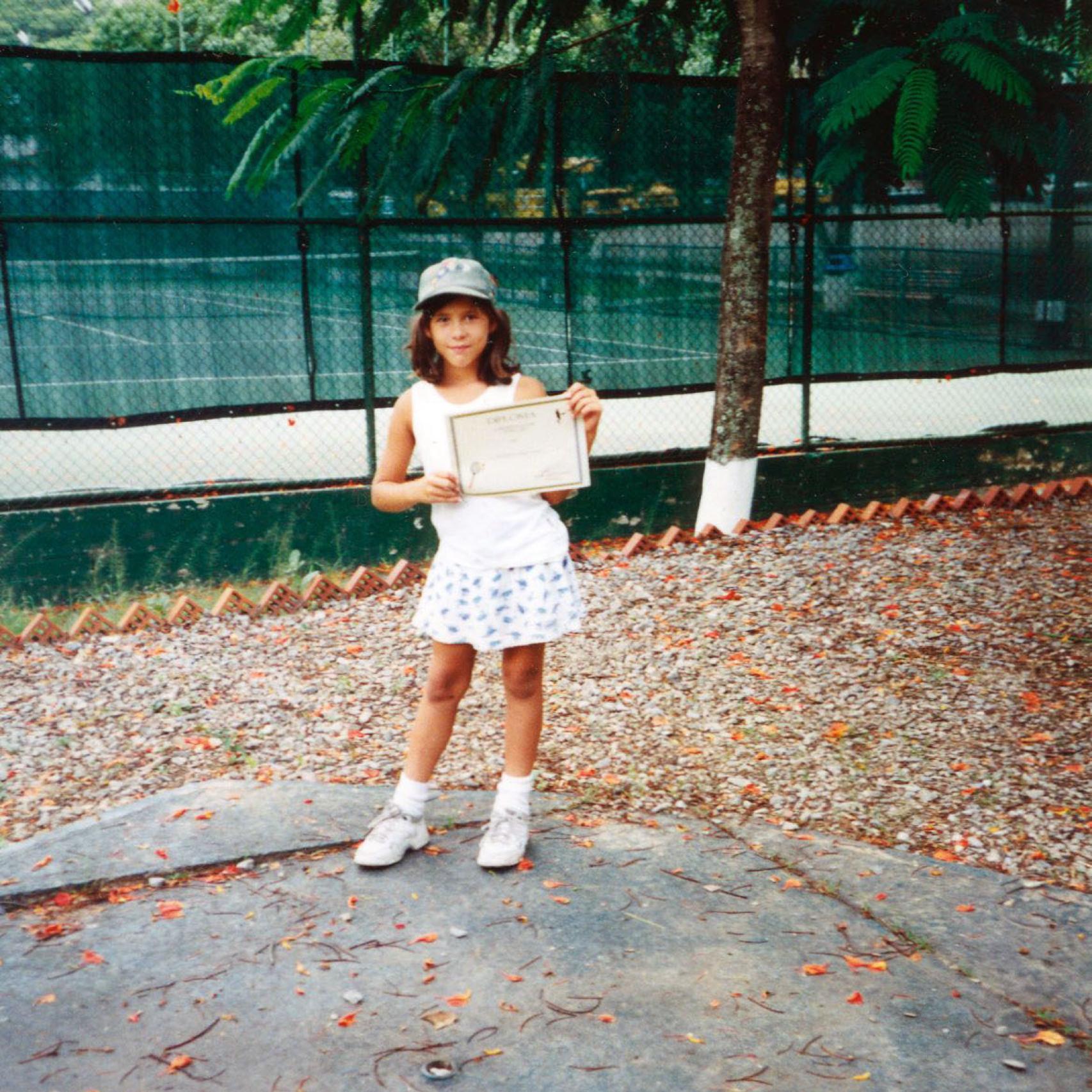 Garbiñe Muguruza con 5 años