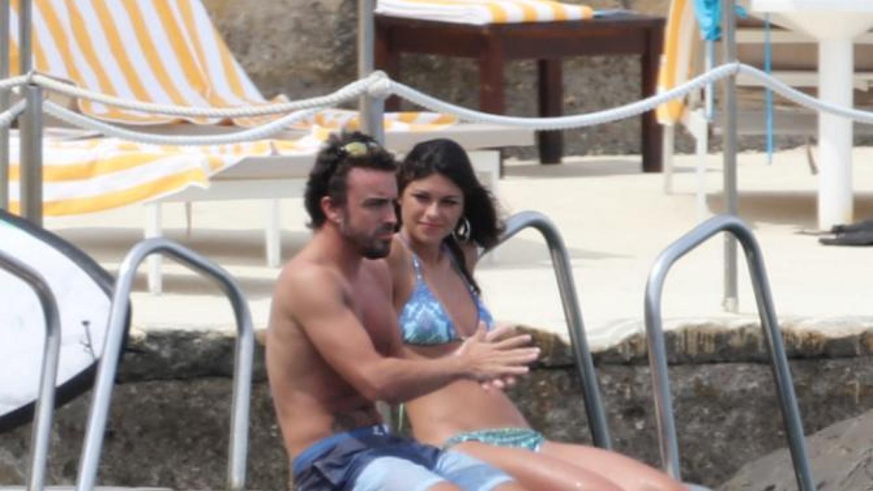 Alonso y Morselli llevan pocos meses juntos y ahora comienzan su primer verano.