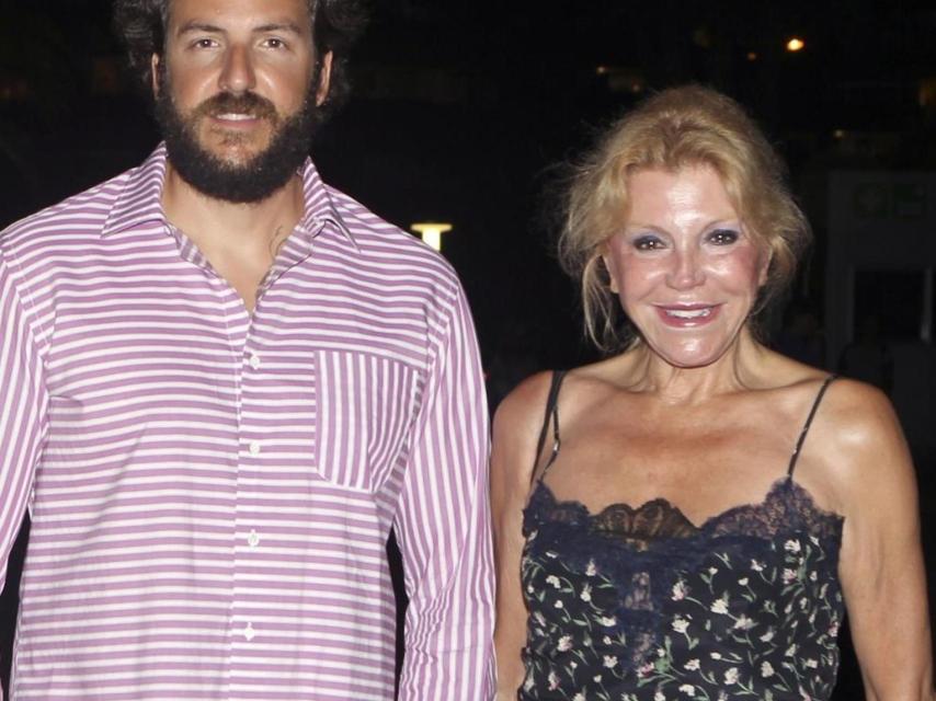 Madre e hijo tienen una difícil situación con Hacienda.