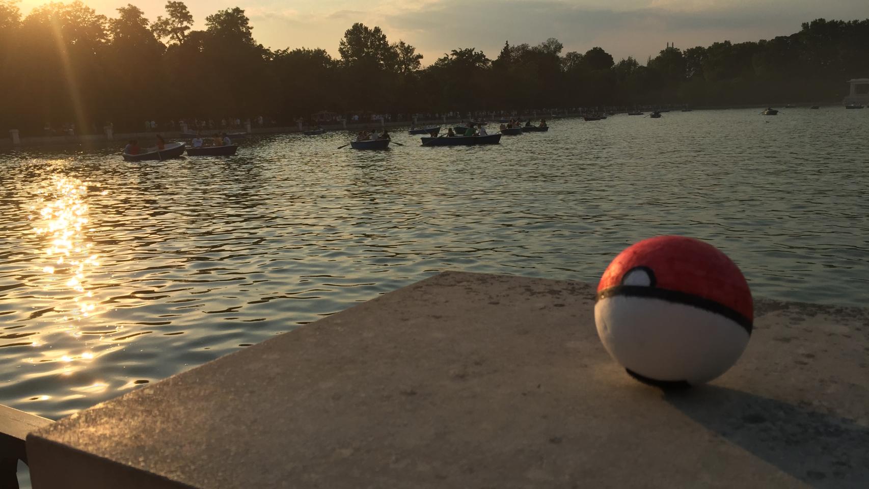La pokequedada terminó en el Parque del Retiro viendo atarceder