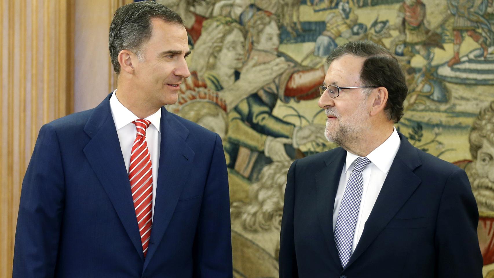 Felipe VI y Mariano Rajoy el pasado jueves durante la ronda de contactos del monarca.