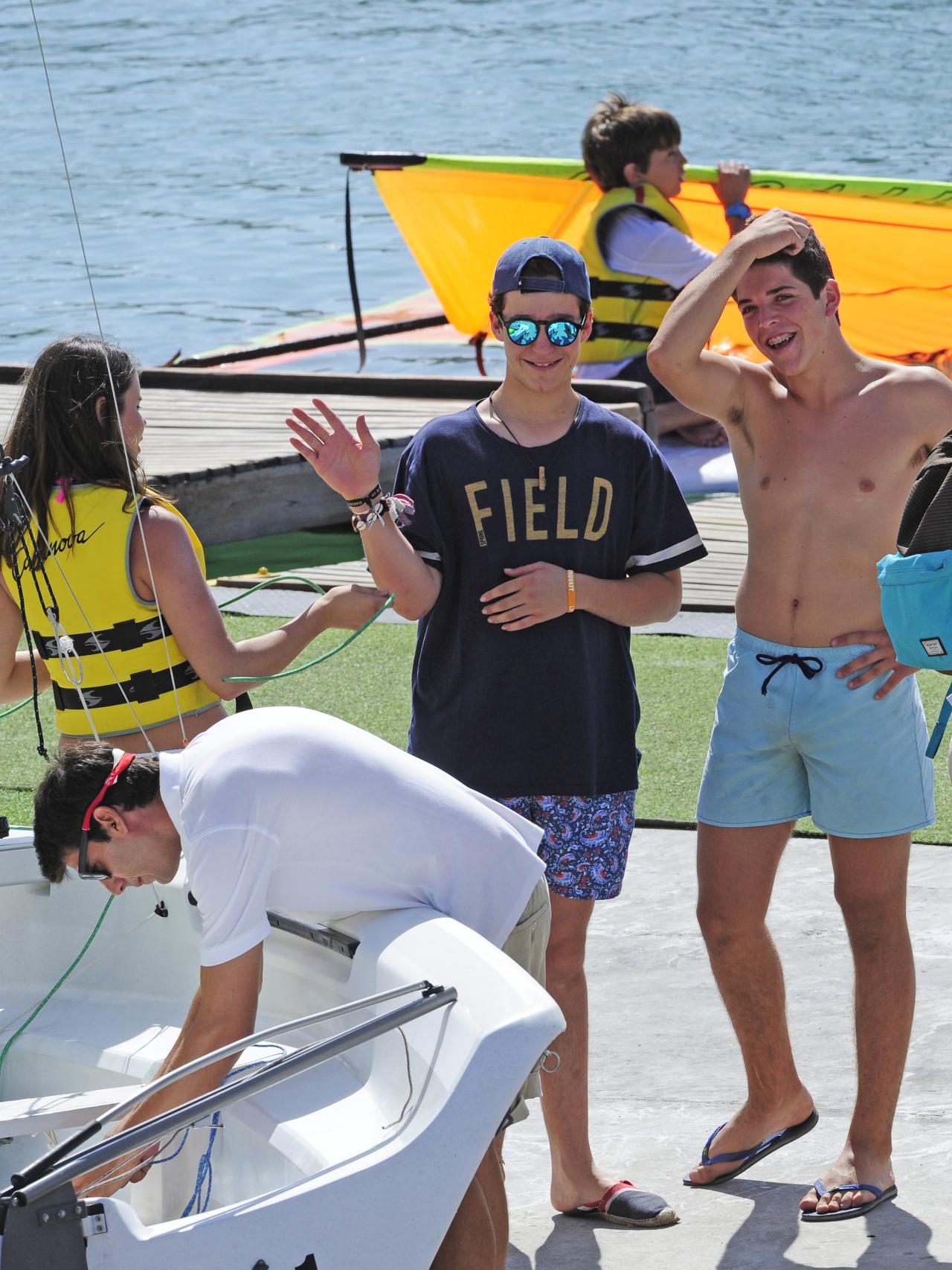 Froilán en su primer curso de vela.