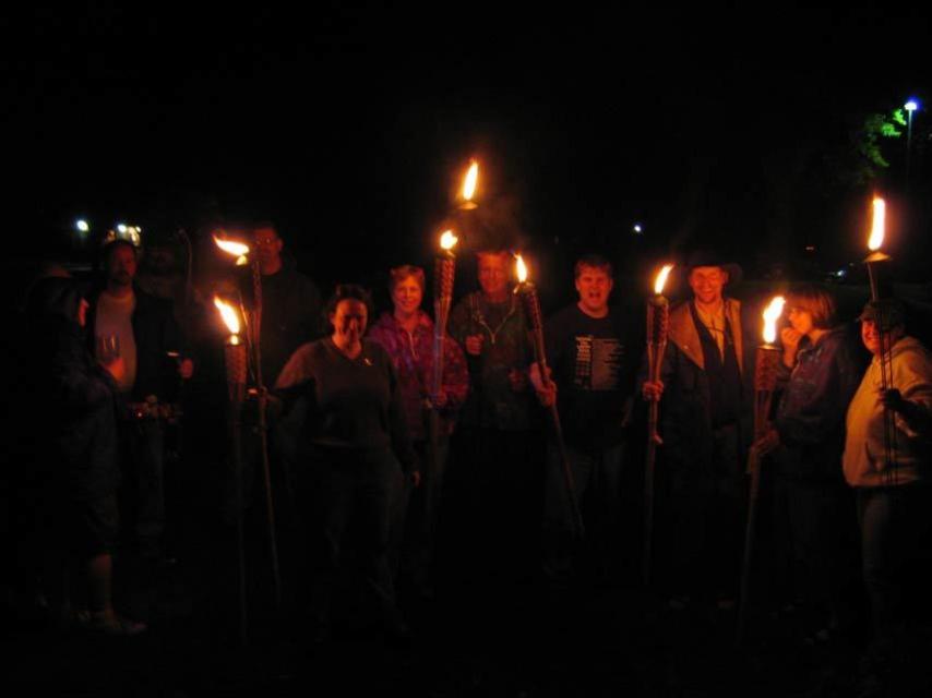 Gente enojada buscando autores de papers obvios.