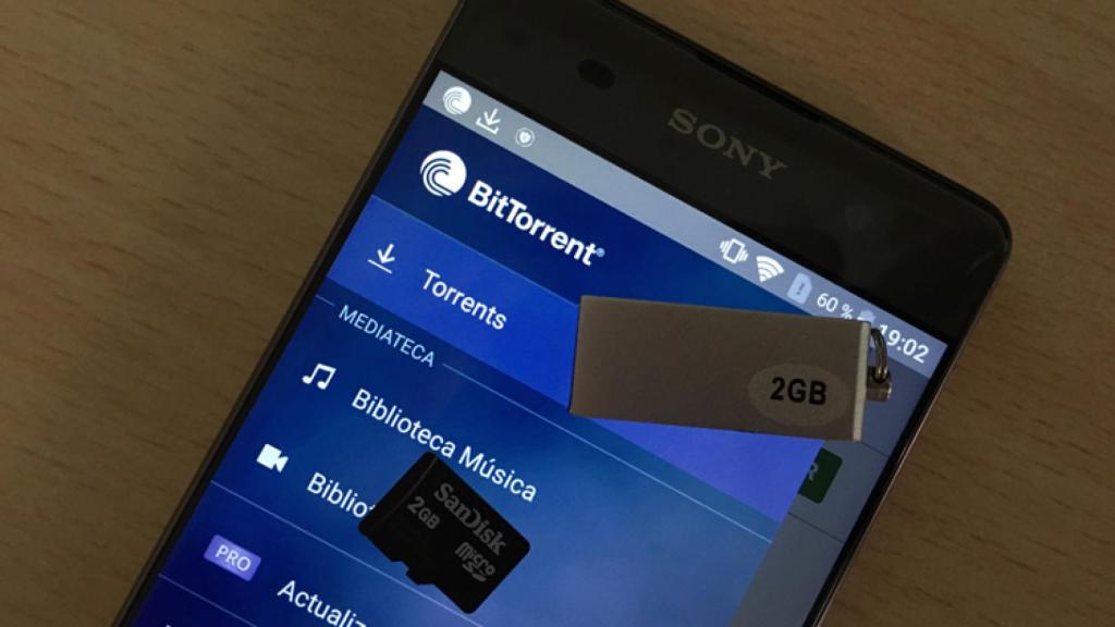 Convierte tu móvil en un centro de descargas de torrents