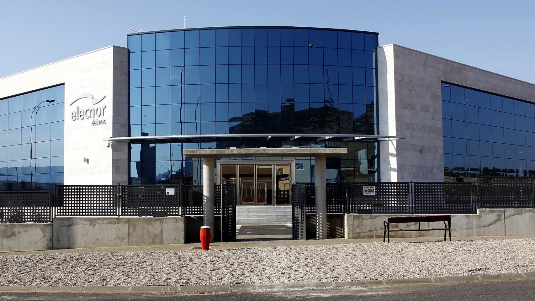 Elecnor  reestructura su financiación sindicada.