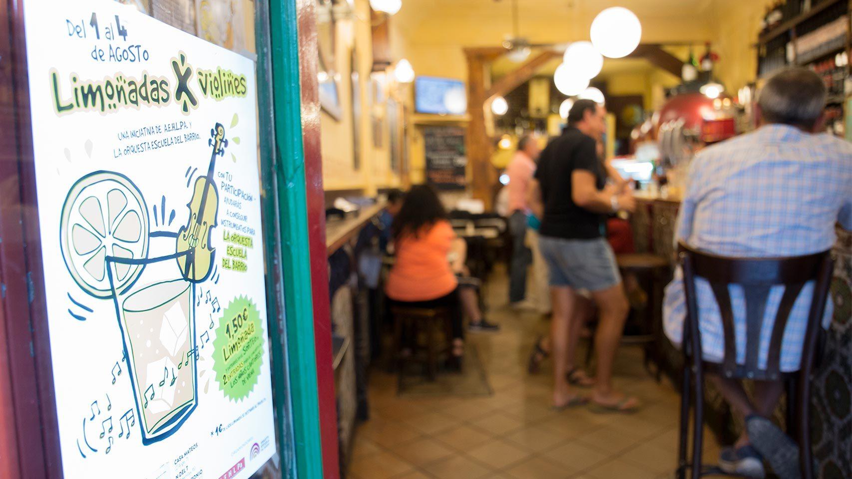 Almacén de vinos, bar histórico de Gerardo. Limonadas por violines.