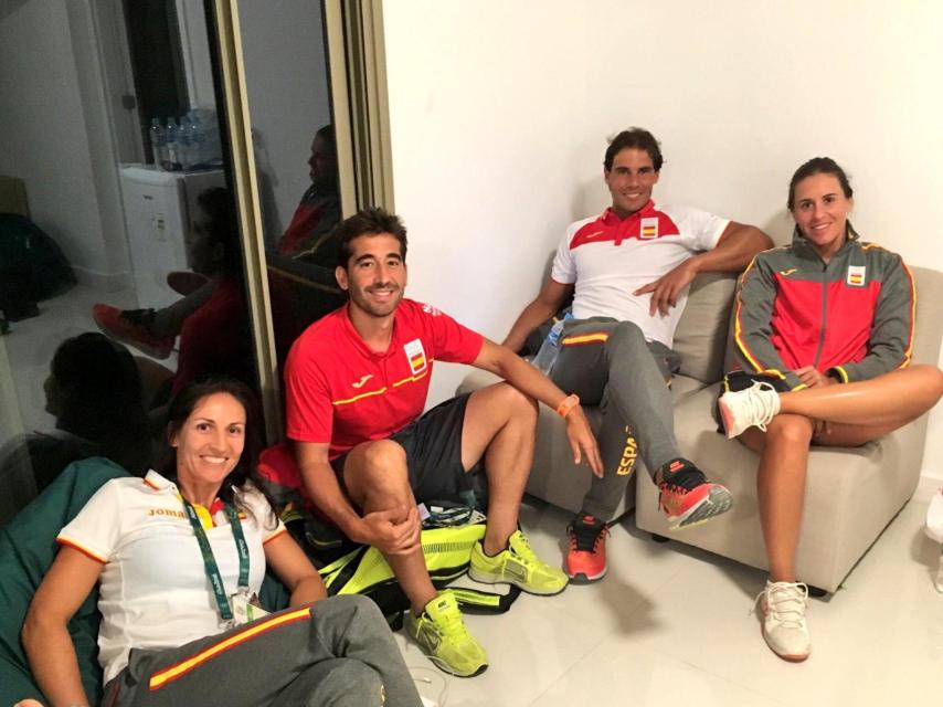 Anabel Medina junto a Rafael Nadal.