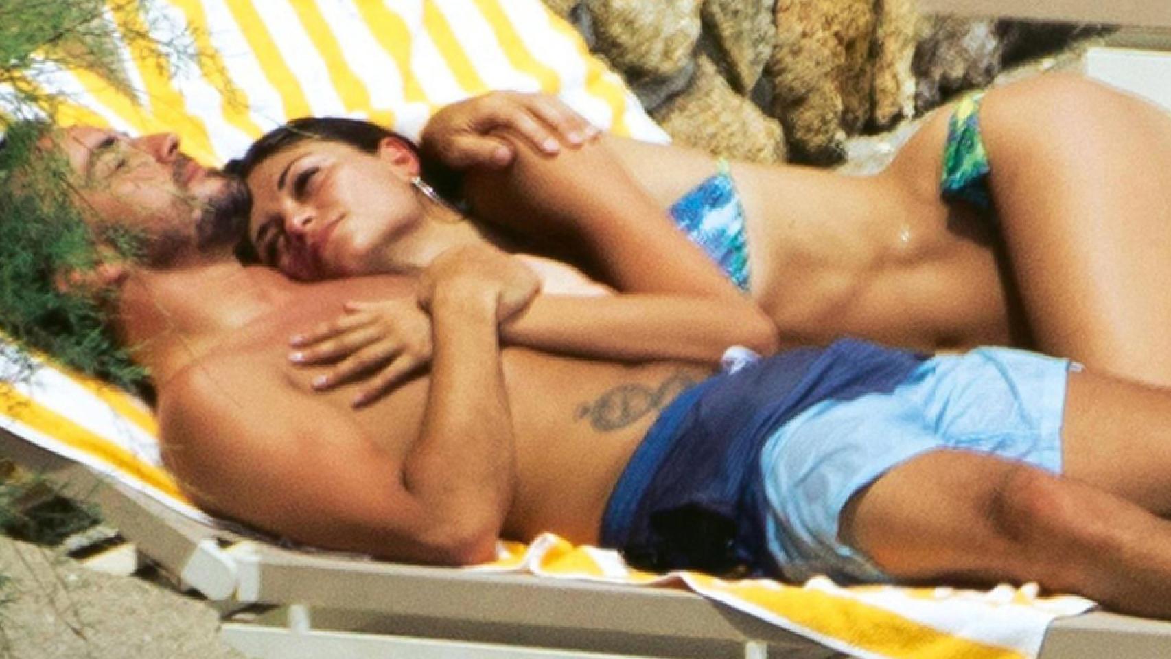 Su ex Fernando Alonso de vacaciones con su nueva conquista, Linda Morselli.