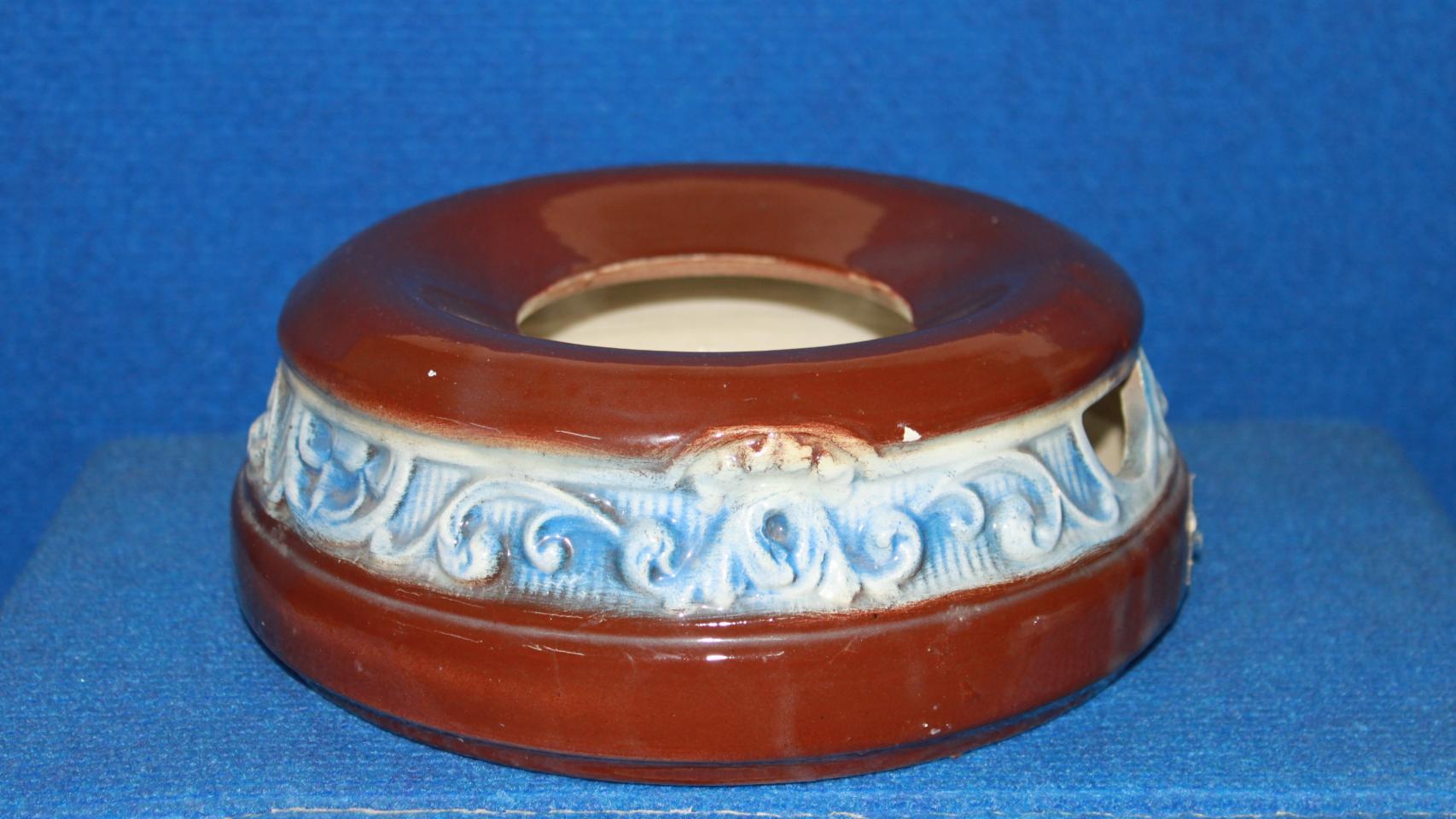 Una de las escupideras de la colección