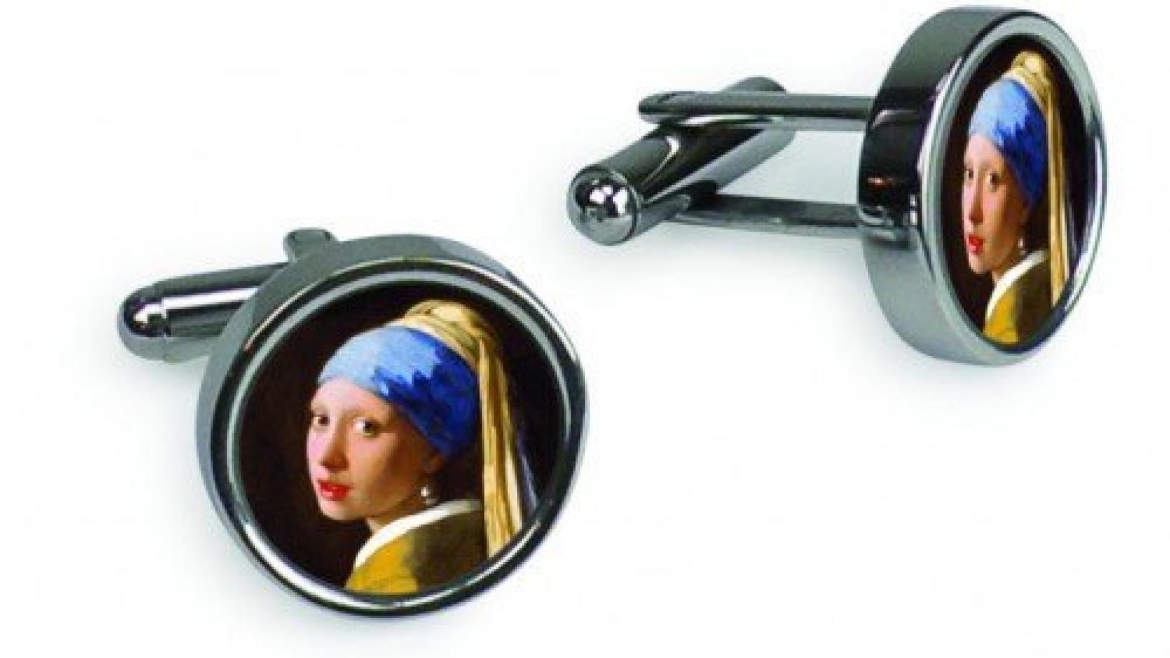 Gemelos con la famosa pintura del artista holandés.
