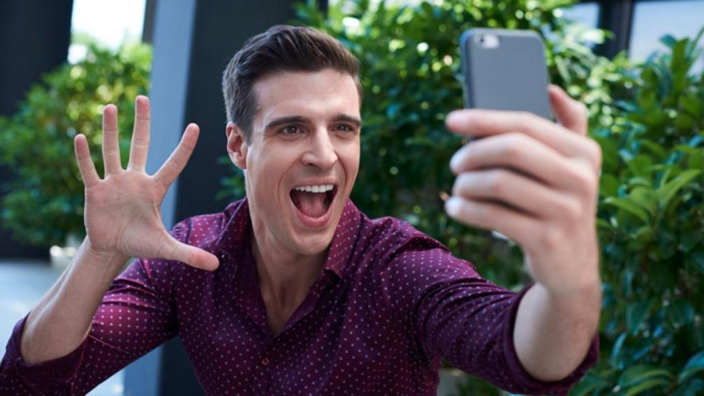 Cuatro ficha a Uri Sabat para presentar 'Hazte un selfi'