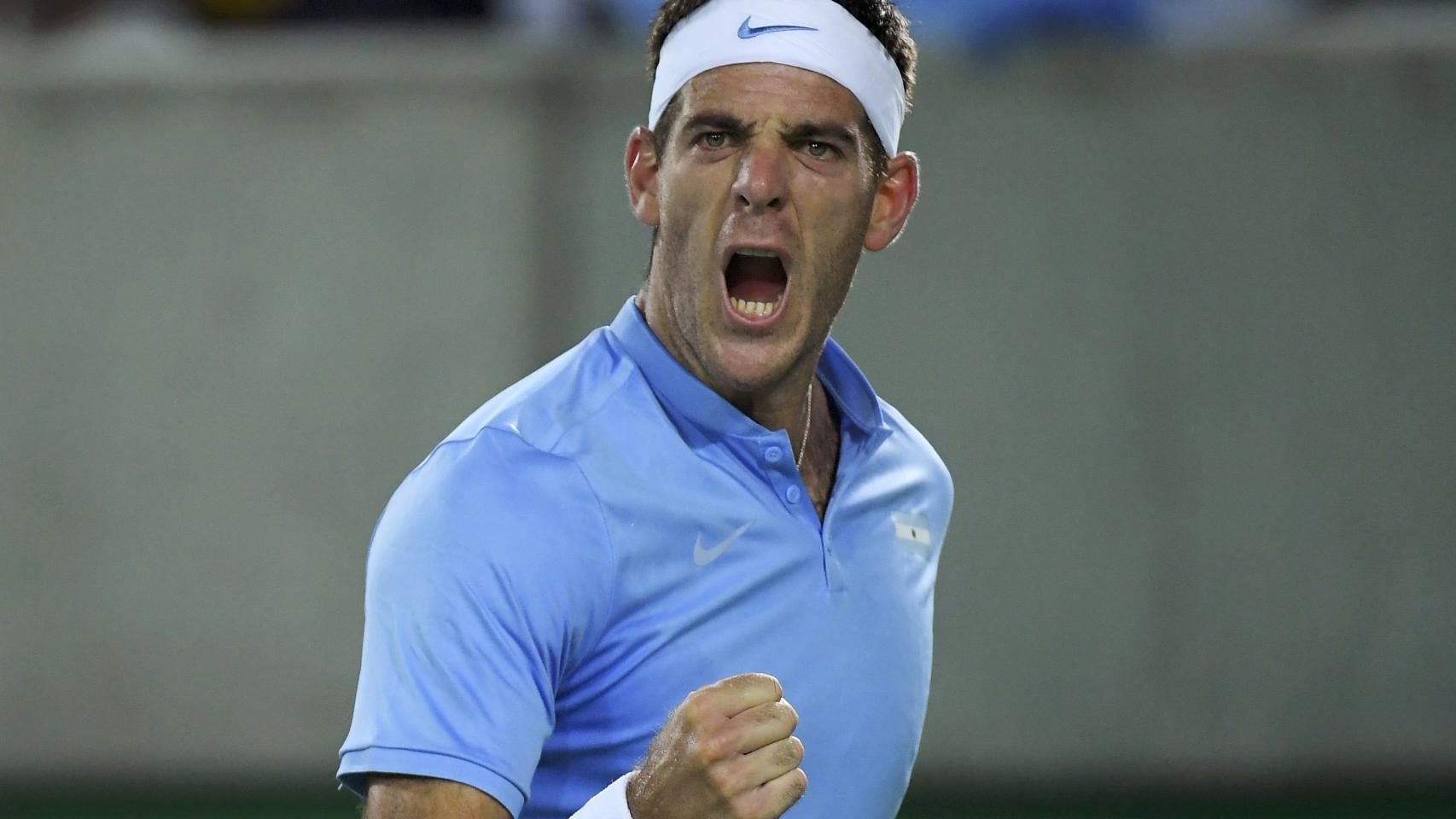 Del Potro celebra una de sus derechas durante el encuentro.