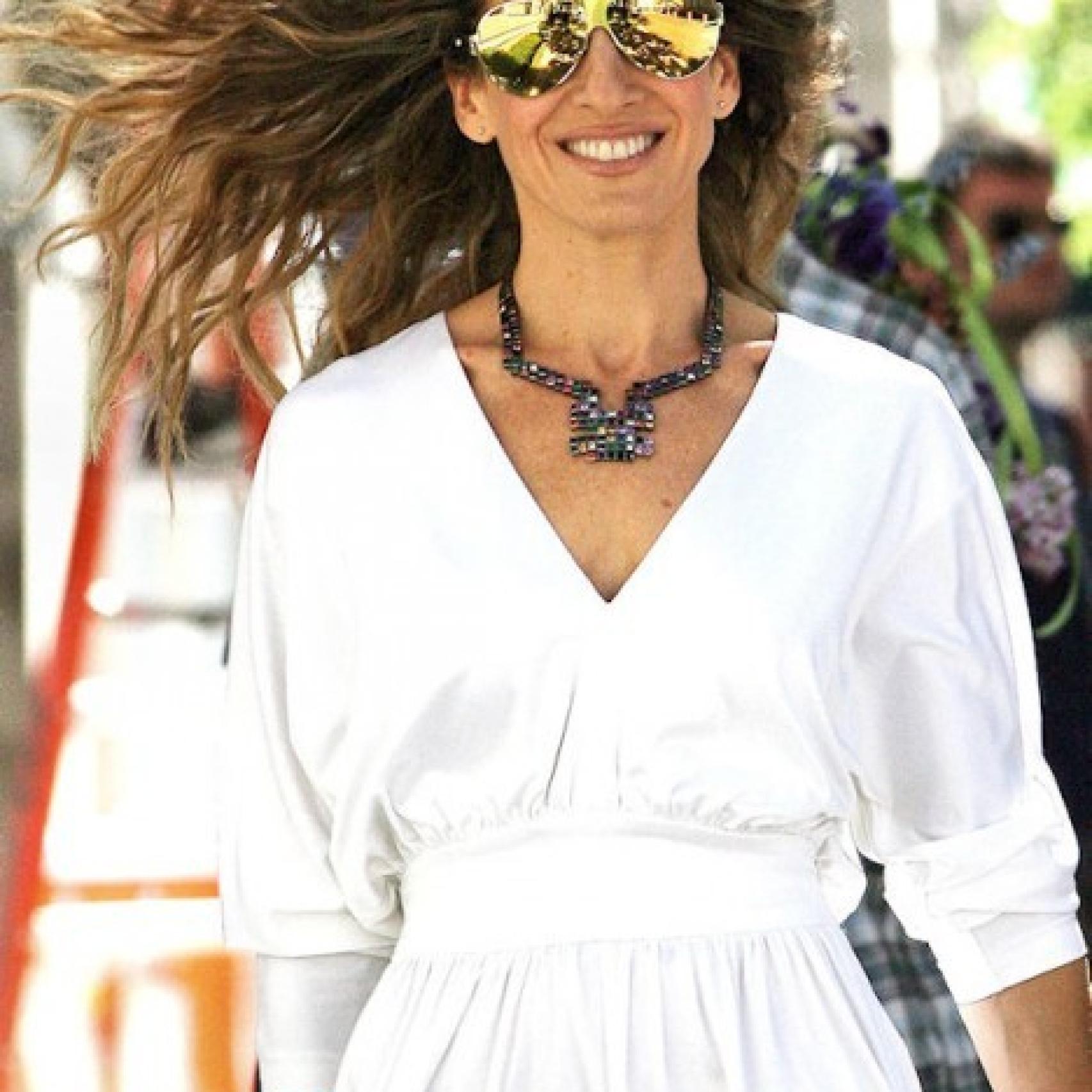 Fotograma de la película con un modelo que agotó existencias.