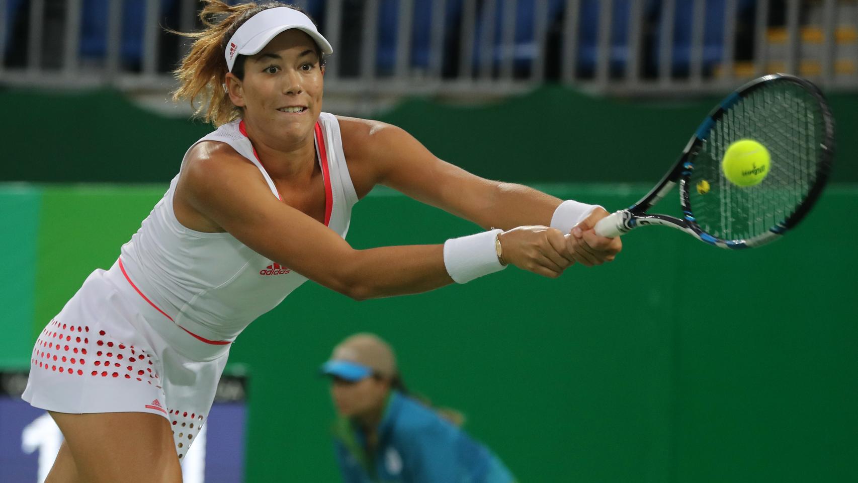 Muguruza golpea un revés.