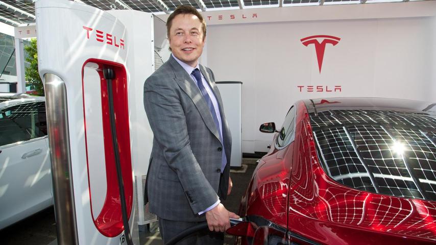 tesla-motors-elon-musk-01-1440px