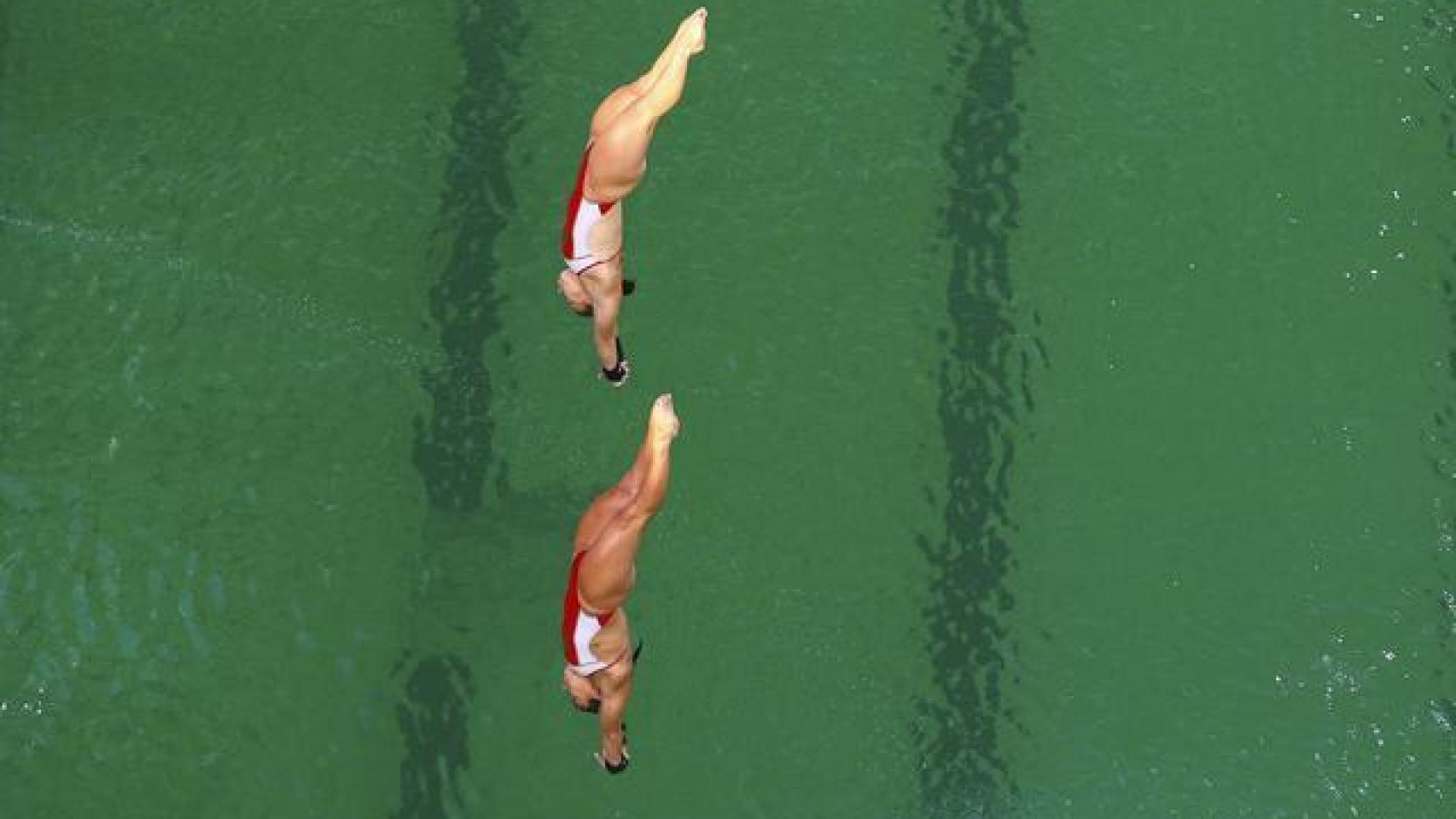 Meghan Benfeito y Roseline Filion, pareja canadiense, durante la competición.