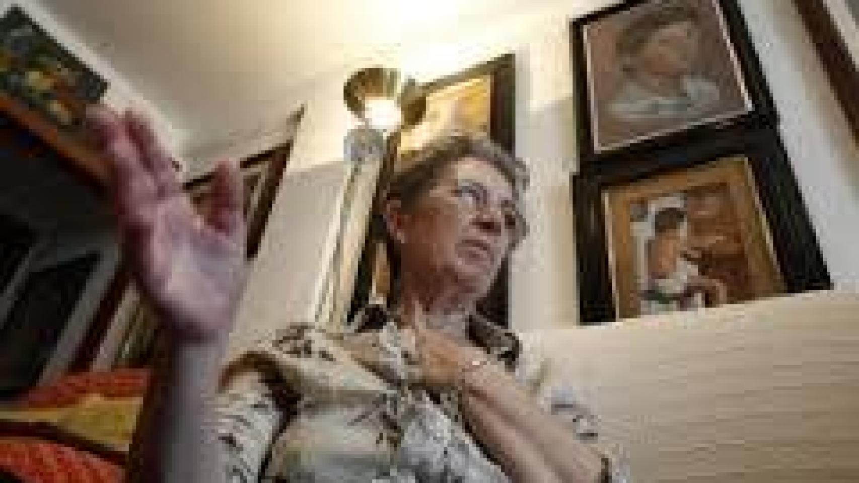 La madre de David ha tenido que dar por muerto a su hijo para poder abrir el testamento de su difunto marido.