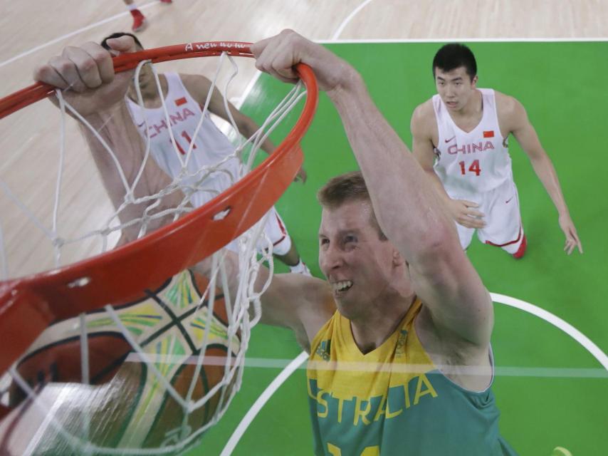 Mate de Motum ante China.