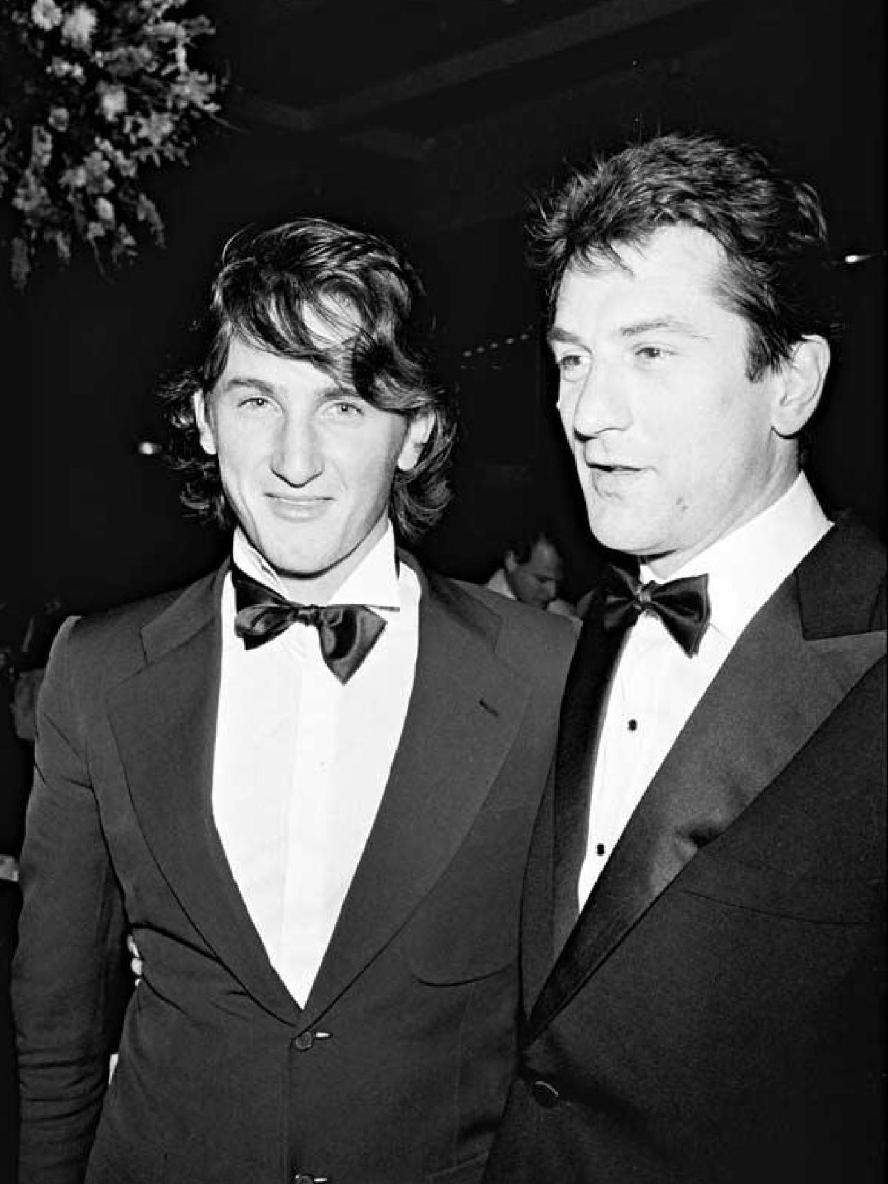 Los actores con unos añitos menos.