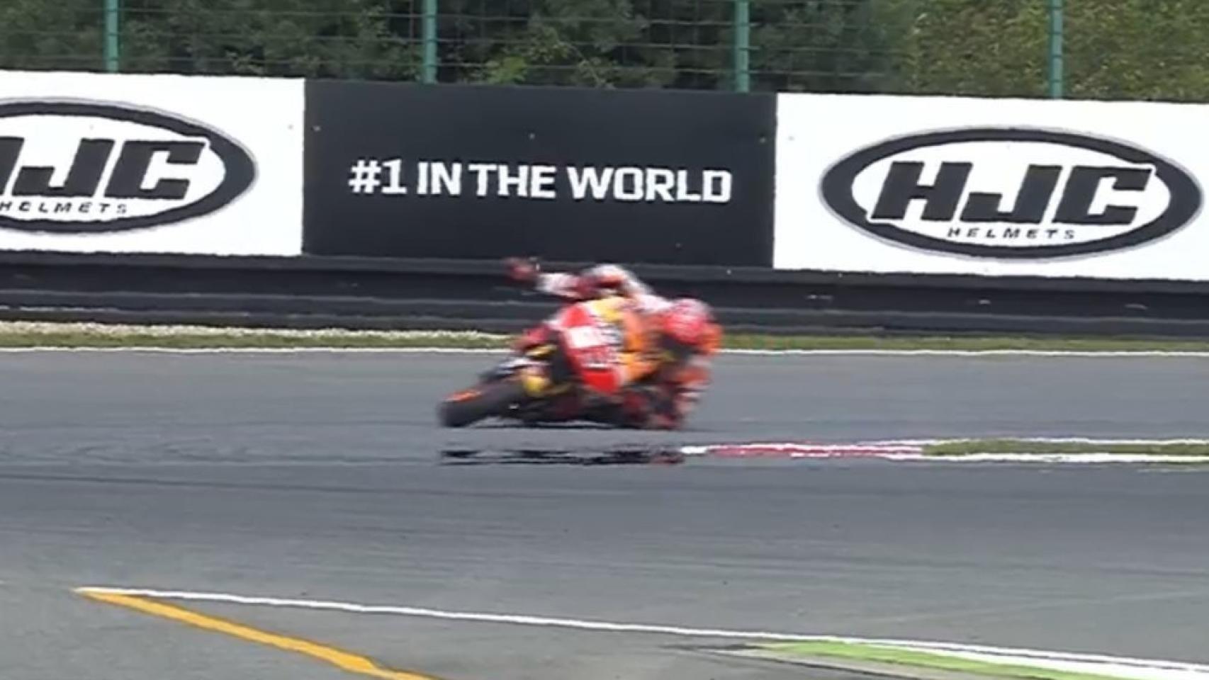 Marc Márquez, totalmente inclinado en Brno.
