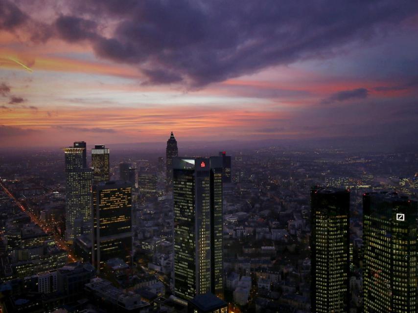 Rascacielos de la banca alemana en Fráncfort, capital financiera europea.