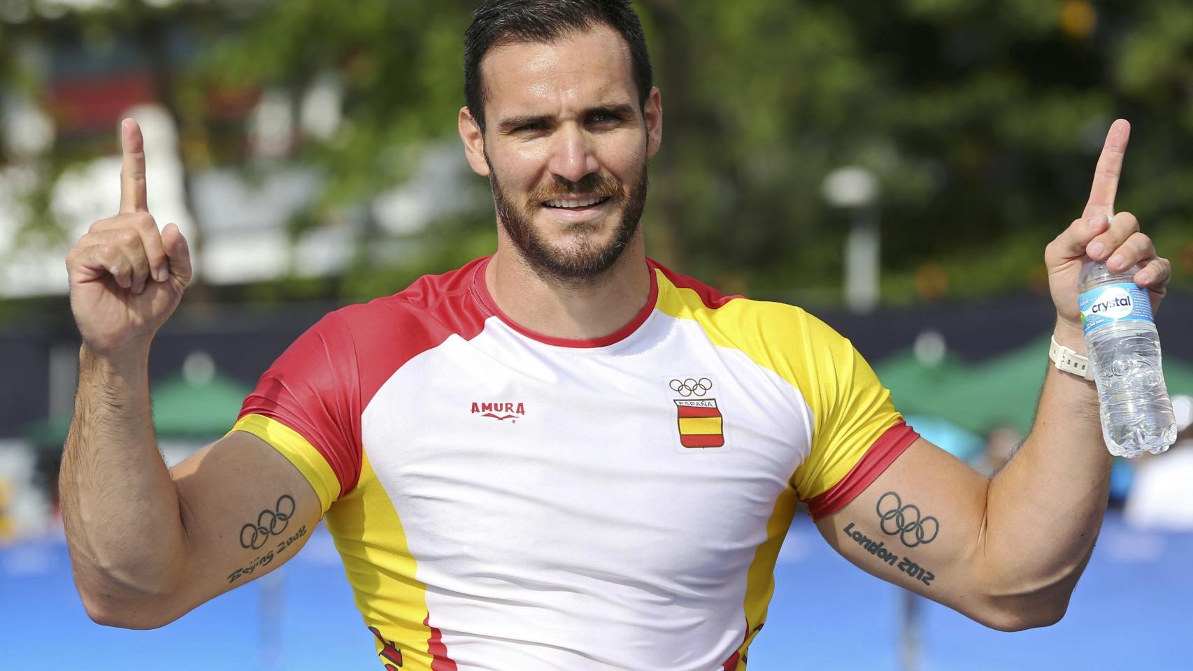 Saúl Craviotto celebra su bronce en K1 200.