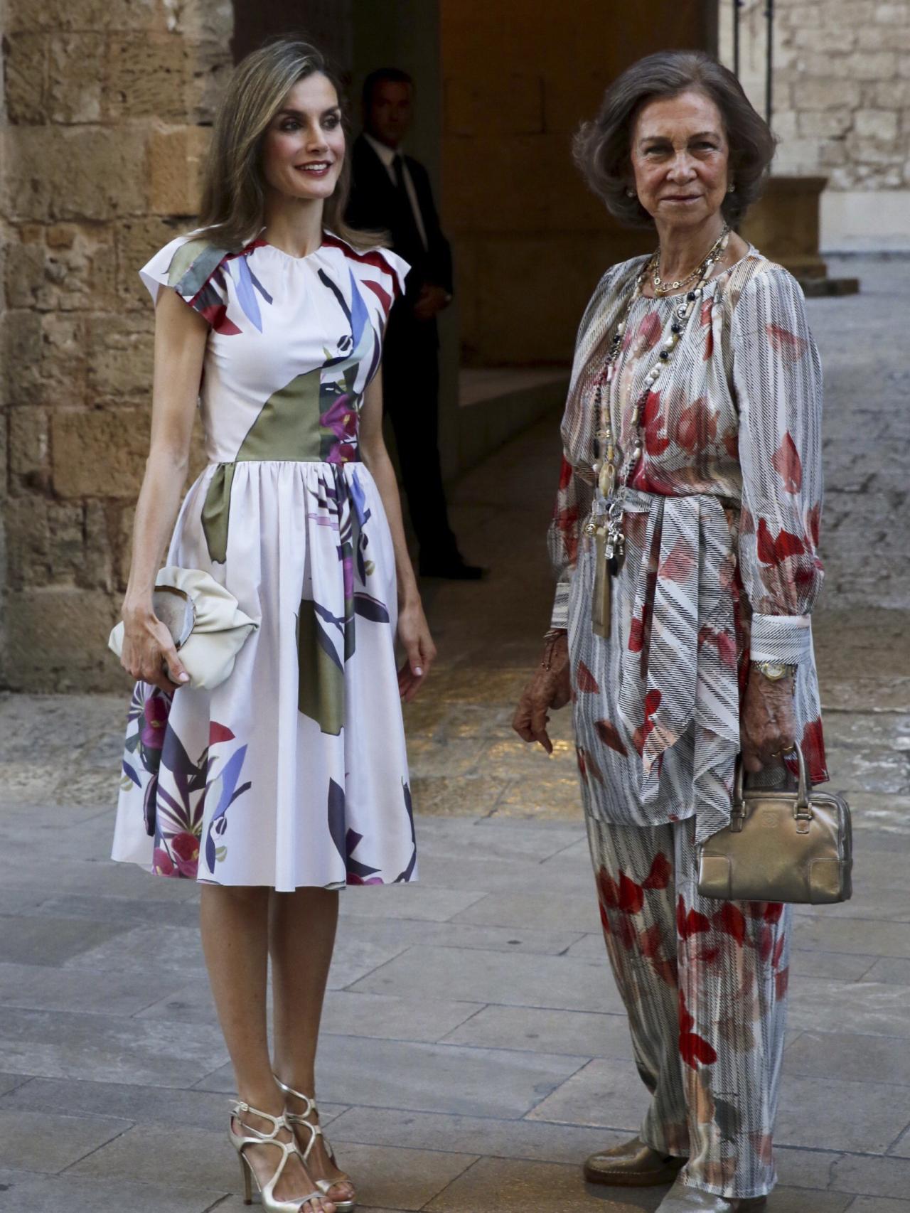 Doña Letizia, con el diseño de Juan Vidal hace dos semanas.