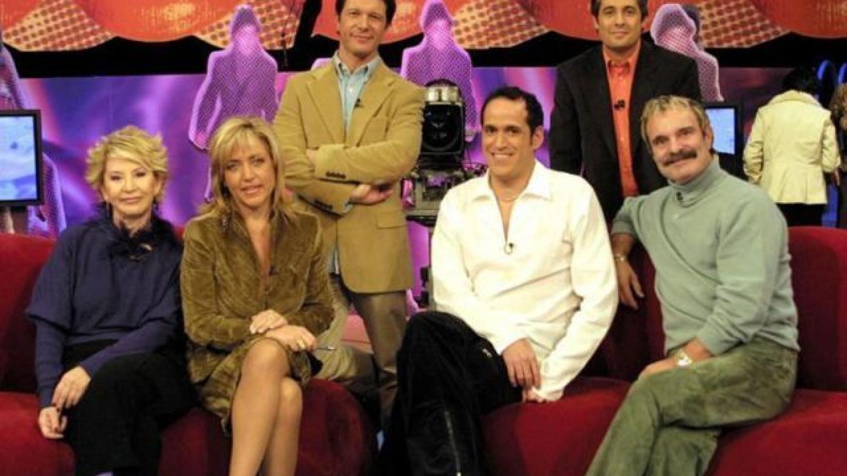 Parte del equipo de 'Tómbola'.