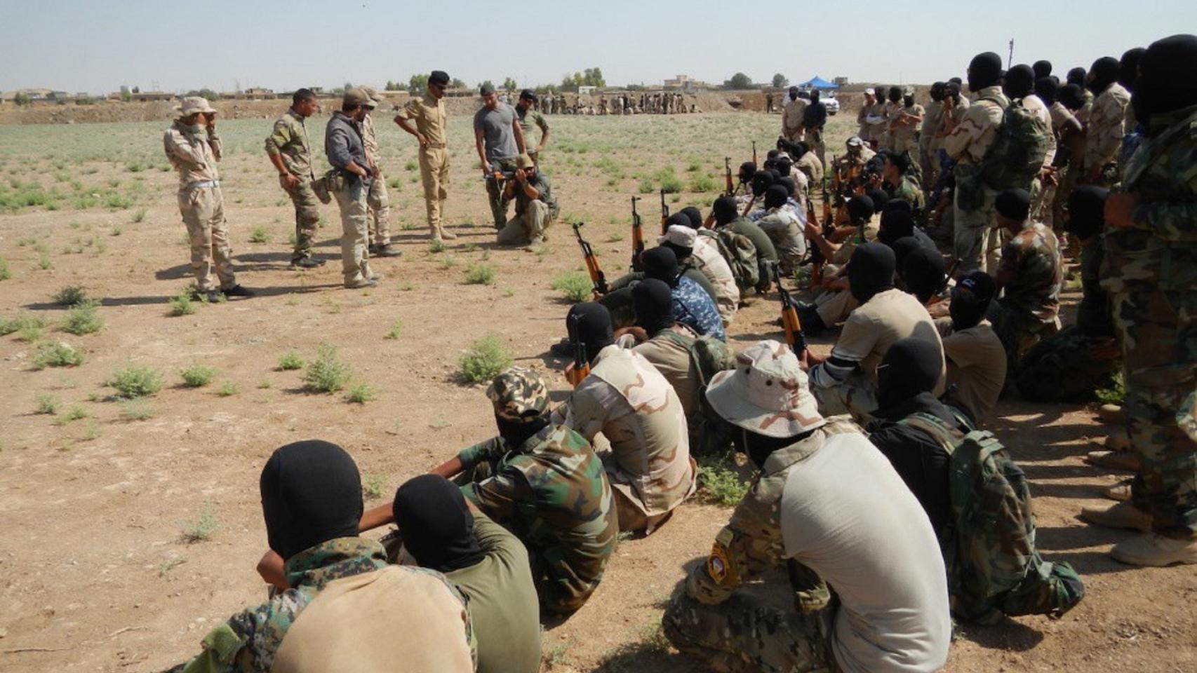 El MTT español instruye a las tropas iraquíes.