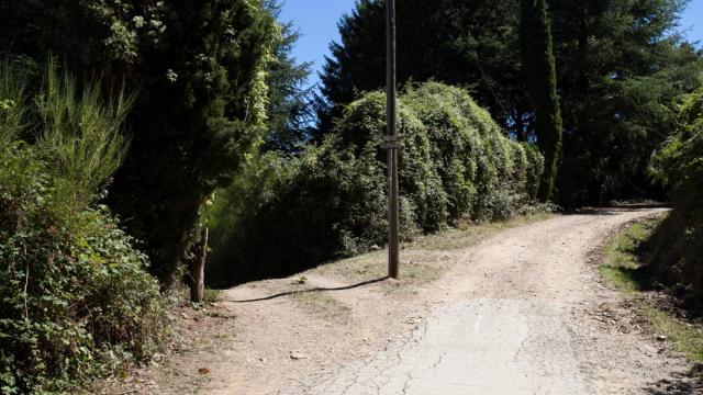 A pesar del superávit, muchos accesos siguen sin asfaltar