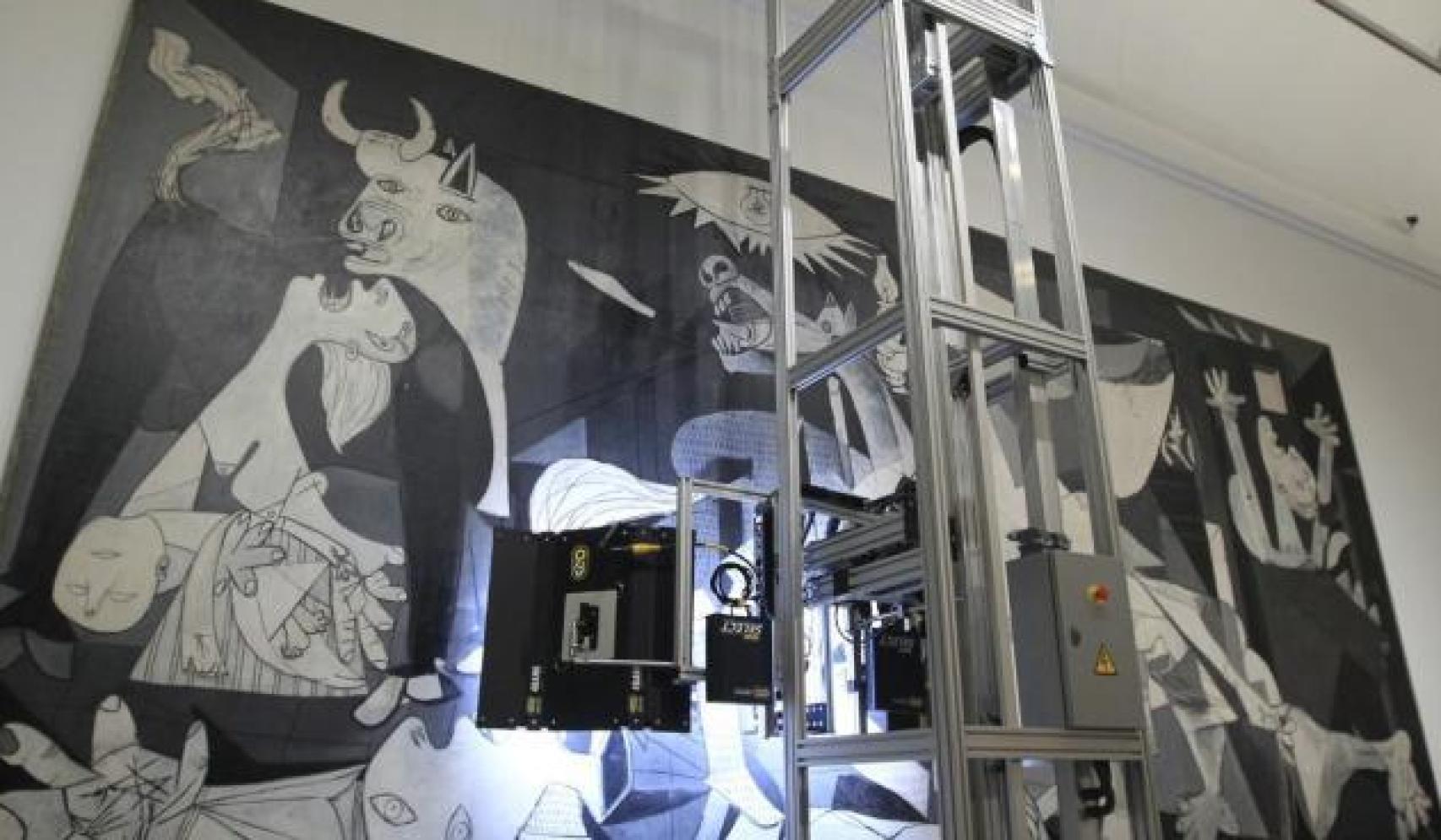 Una imagen del robot que escaneó el cuadro antes del estudio actual.