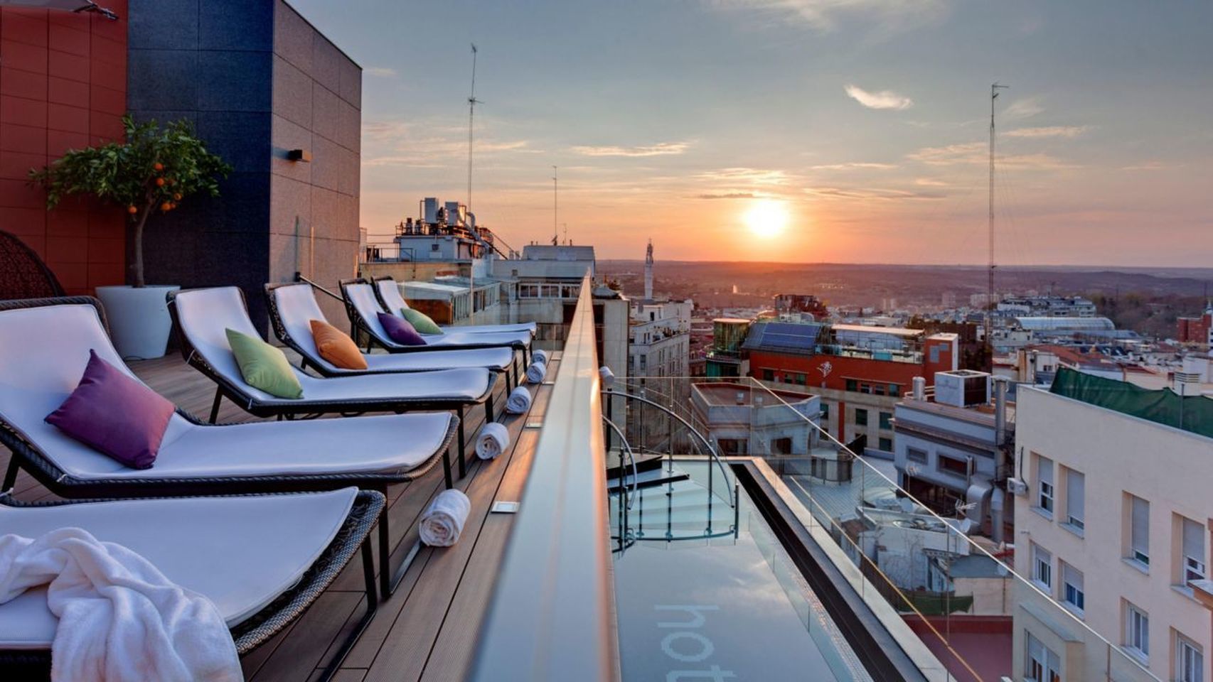 Panorámica desde el Gato Canalla Sky Lounge del Hotel Indigo.