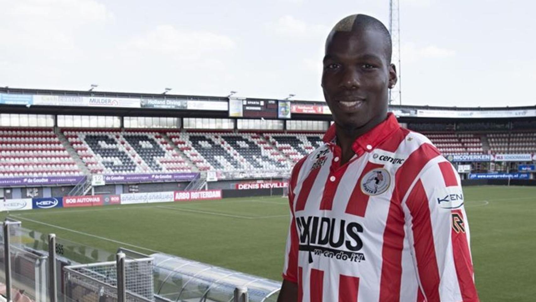 Mathias Pogba posa con la camiseta del Sparta.