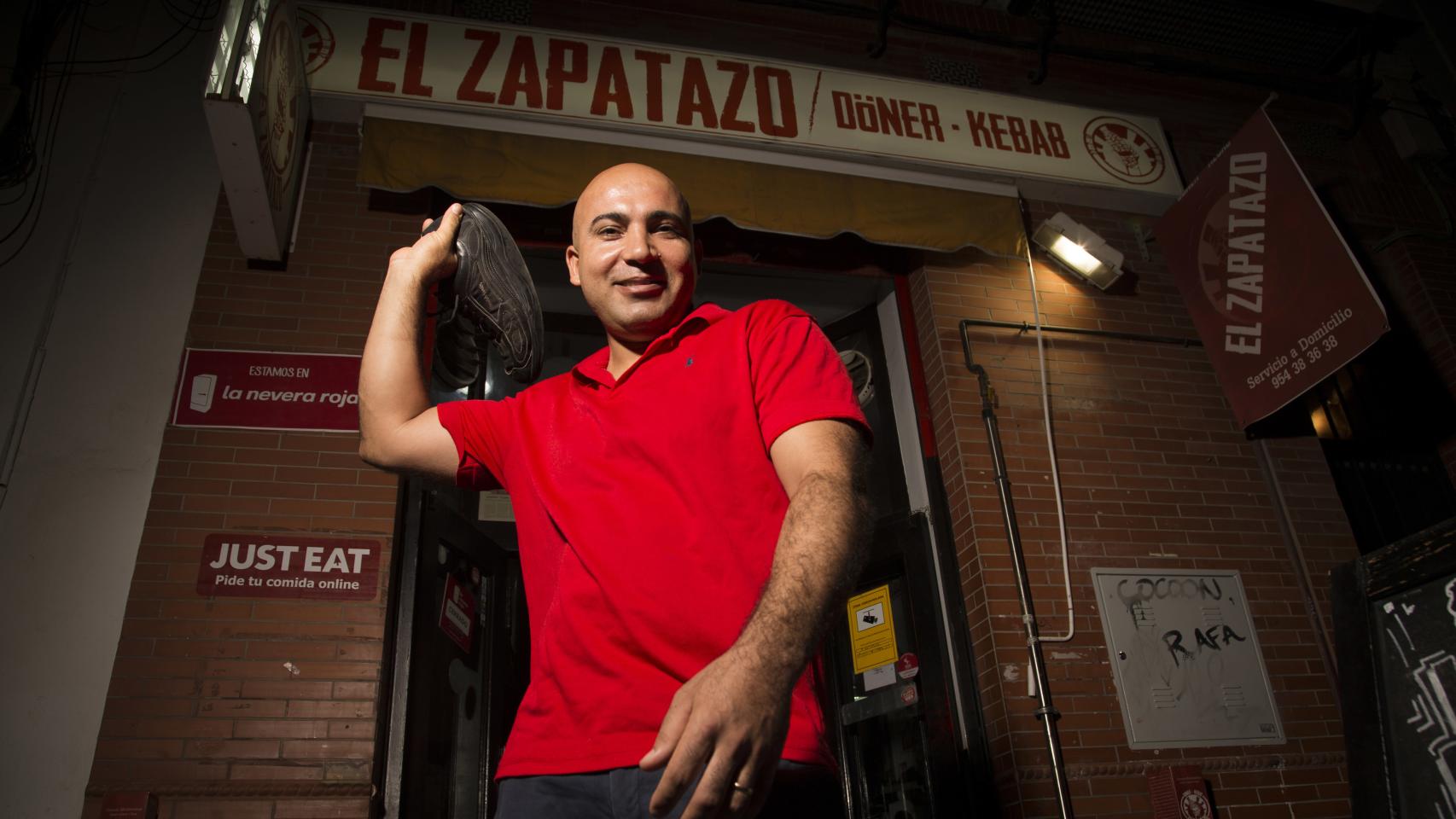 Hokman permaneció 33 meses en prisión por lanzar su zapato a Erdogan en 2010.