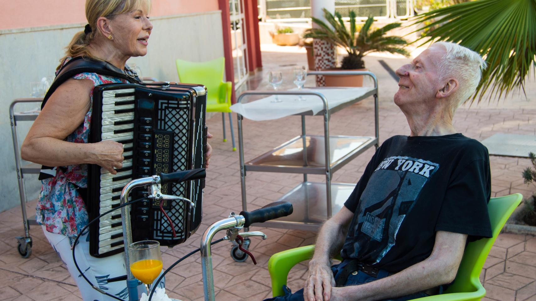 María Jesús en Anneke ICS, un centro psicosocial para personas mayores de Alfaz del Pi (Alicante)
