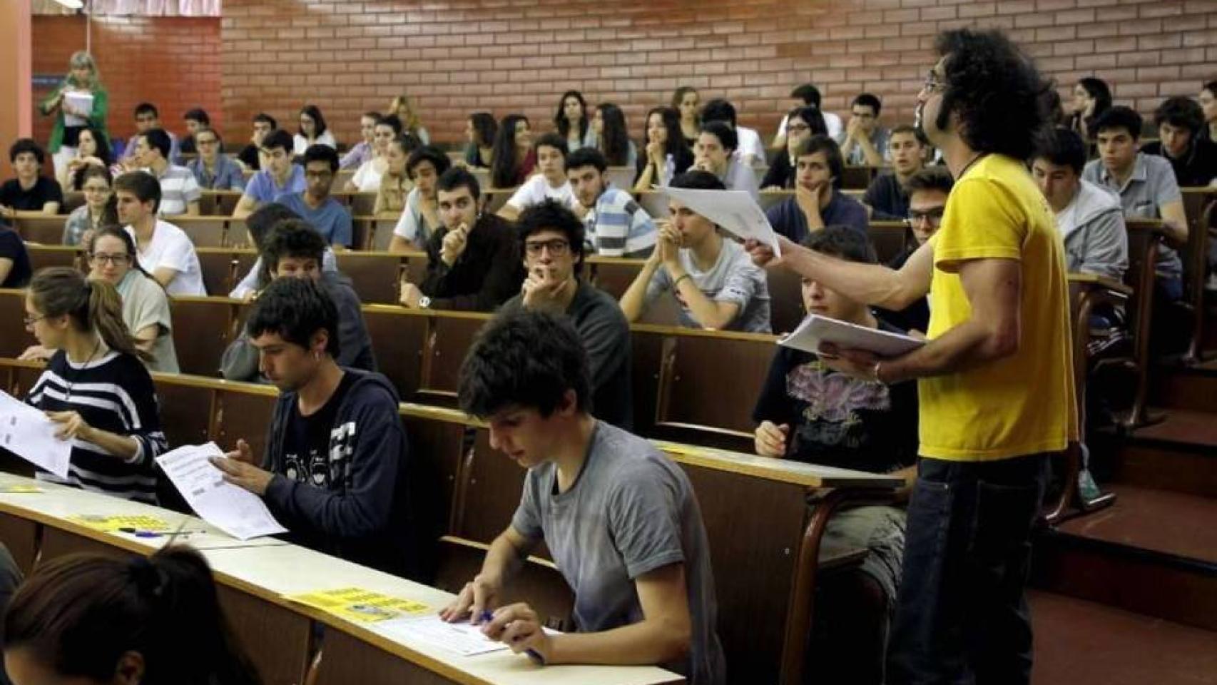 Aula de Biología de la Universidad de Barcelona