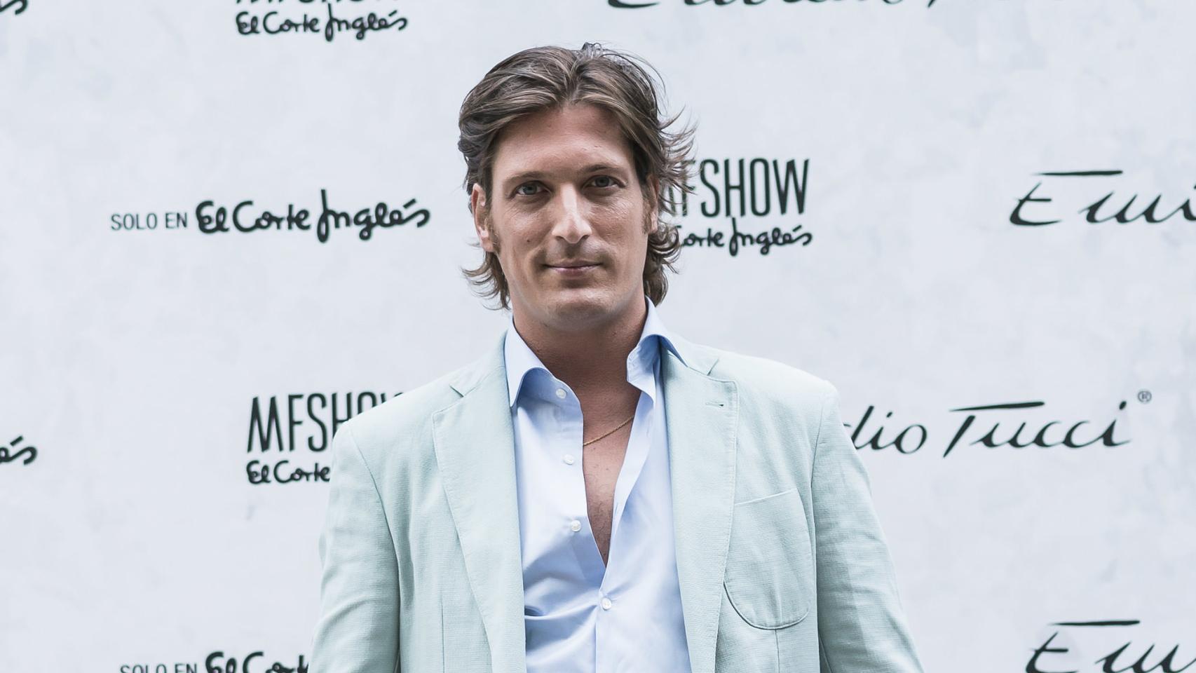 Luis Medina en el desfile