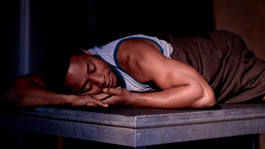 Image: Caballero firma un trato con Cervantes