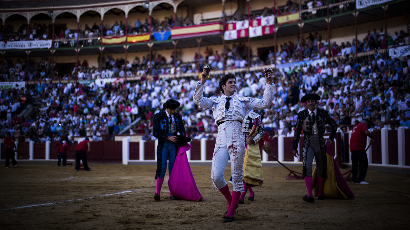 Garrido tras cortar las dos orejas del tercero de la tarde.