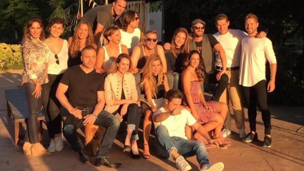 Primera imagen de los 16 concursantes de 'OT' juntos (con Chenoa y Bisbal)
